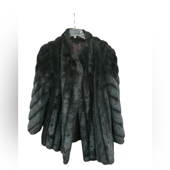 MIRAGE OUTERWEAR FAUX FUR COAT SIZE L - Picture 6 of 9